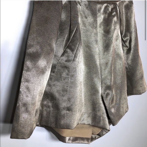 Finders Keepers Metallic Shorts‎ - Picture 4 of 9